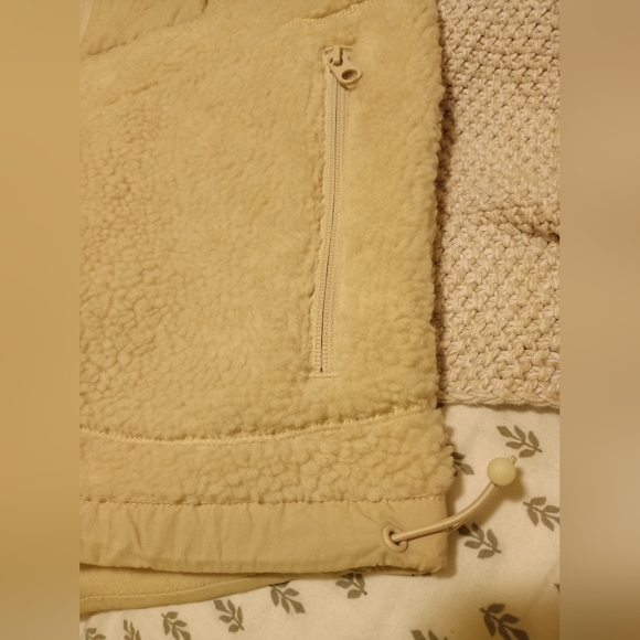 H&M Teddy gilet - Picture 5 of 6